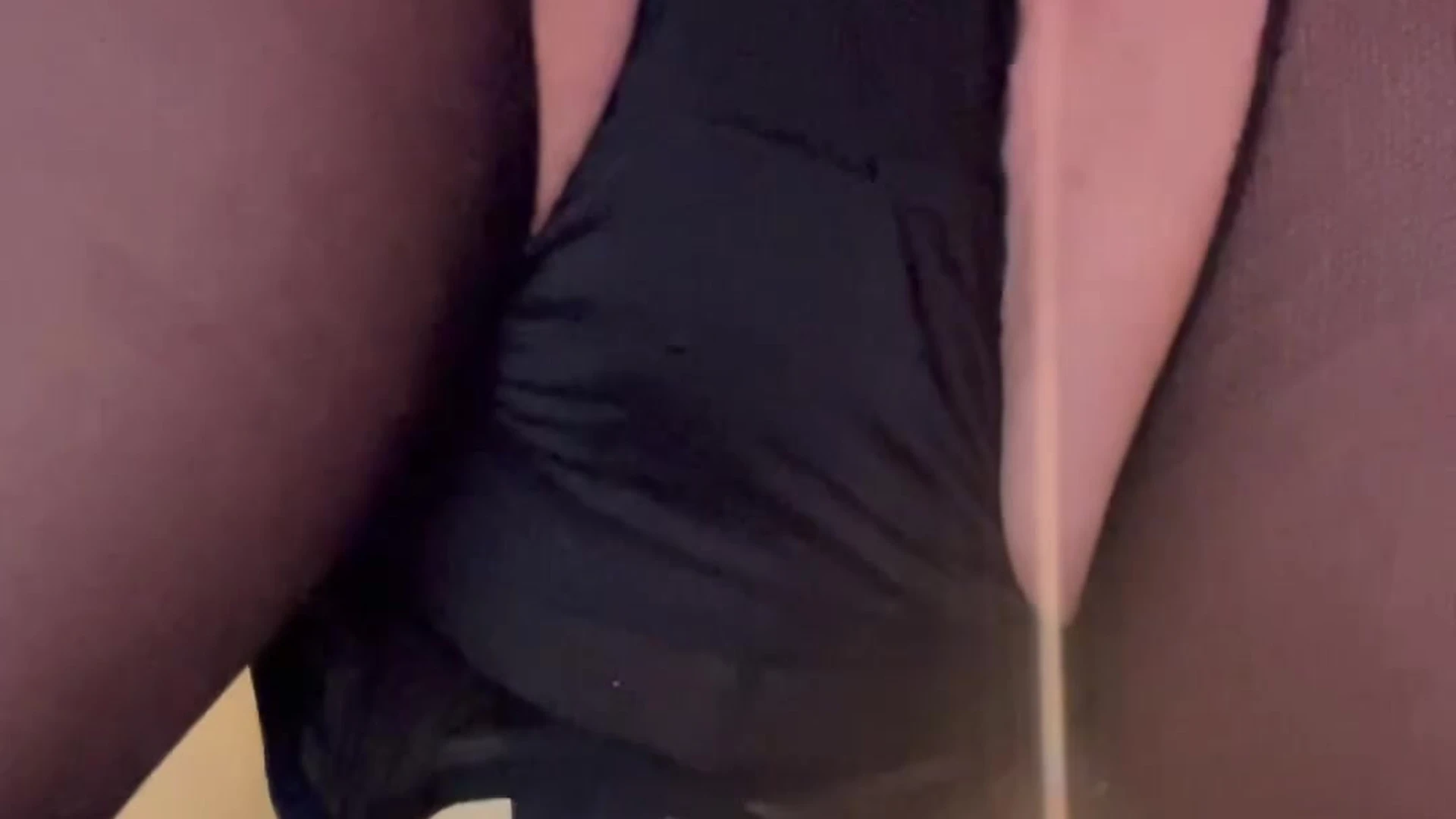 onlyfans chick Charlotte Parkes teasing her sexy body video leaked