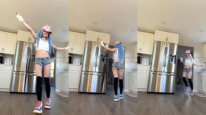 Strawbeariemilkk teasing her small short jeans in the kitchen