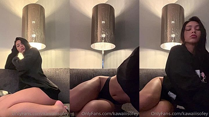 Aishah Sofey showing off her big butt on the couch