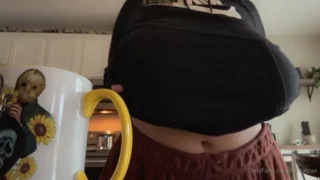 Whiptrax dropping her big naked tits in the kitchen