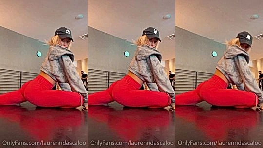 Lauren Dascalo tesaing her hot body in her red yoga pants