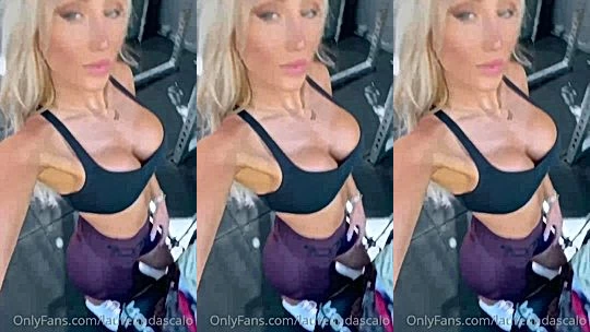 Lauren Dascalo teasing her sexy gym outfit workingout