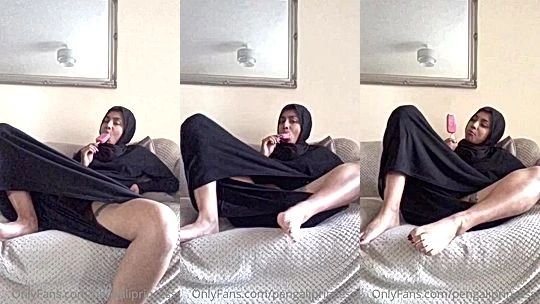 onlyfans slut Yasmina Khan eating ice-cream while teasing her naked pussy video leaked