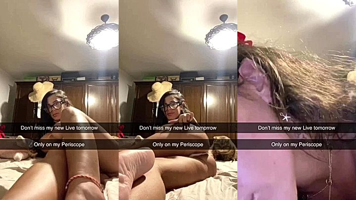 Italian glasses babe Alex Mucci showing off her naked body in her bedroom video leaked