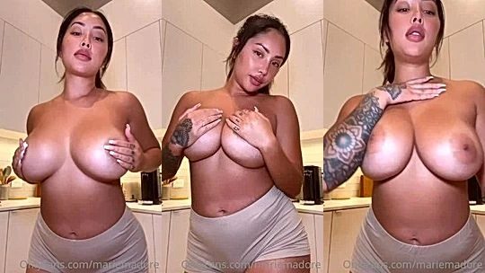 Marie Madore teasing her naked big tits video leaked