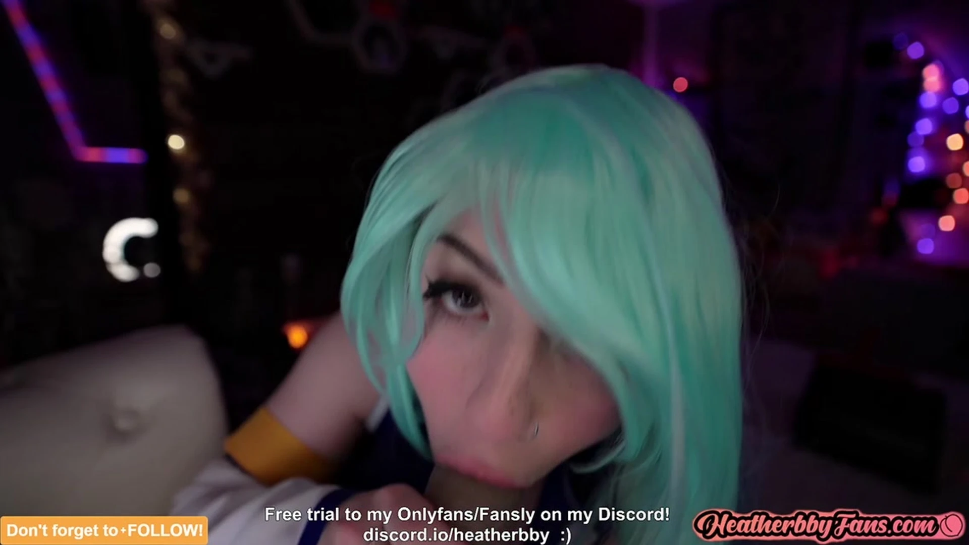 Heatherbby depthroat sucking a dildo
