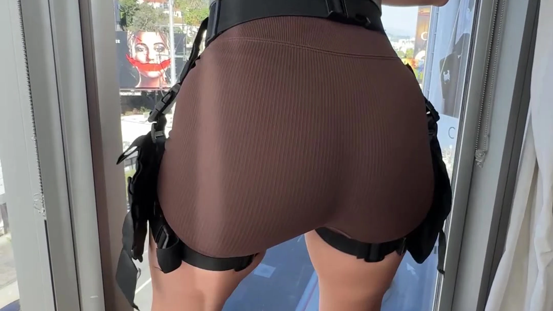 tomb raider cosplay Remy LaCroix teasing her big booty