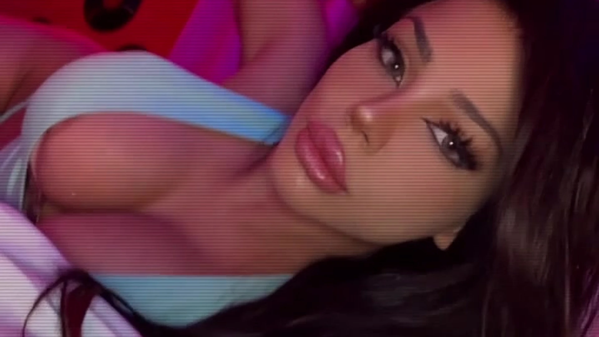 Officialbronzegoddess teasing her big tits in bed