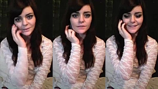 Ashe Maree naked pussy masturbation on the phone video leaked