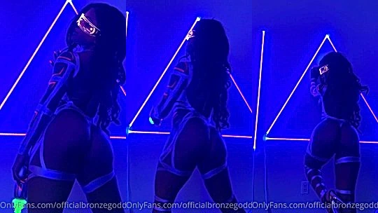 Officialbronzegoddessteasing her big booty in her neon room