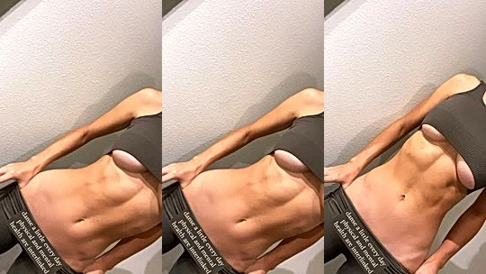 Mirasjuice teasing her fit body for her fans