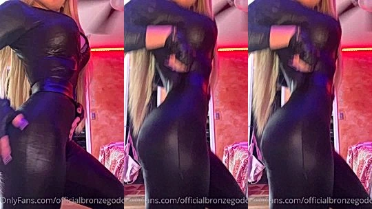 Officialbronzegoddess teasing her big ass in her latex bodysuit