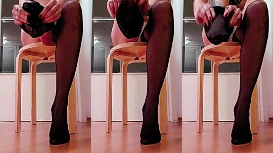 Katerina Soria teasing her feet in stockings