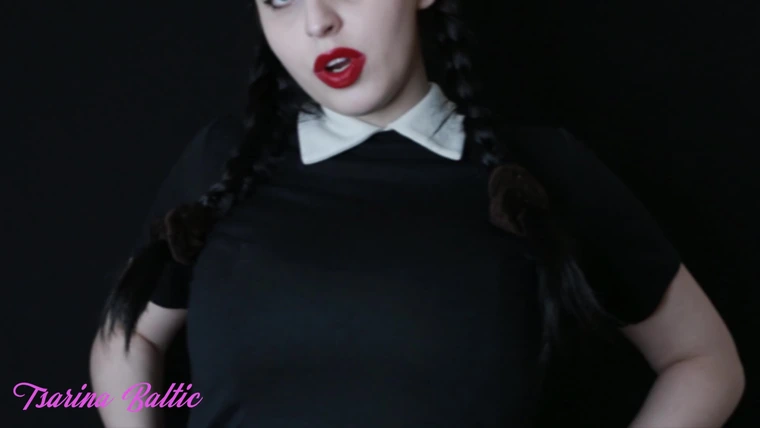 Tsarina Baltic teasing her big ass in her fishnet pantyhose