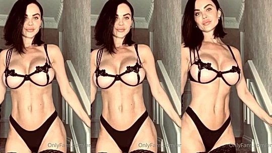 onlyfans British babe Emma Glover showing off her string bikini on the staircase video leaked
