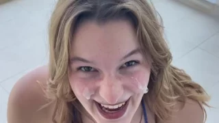 Itscarlyjane getting hot cum all over her face