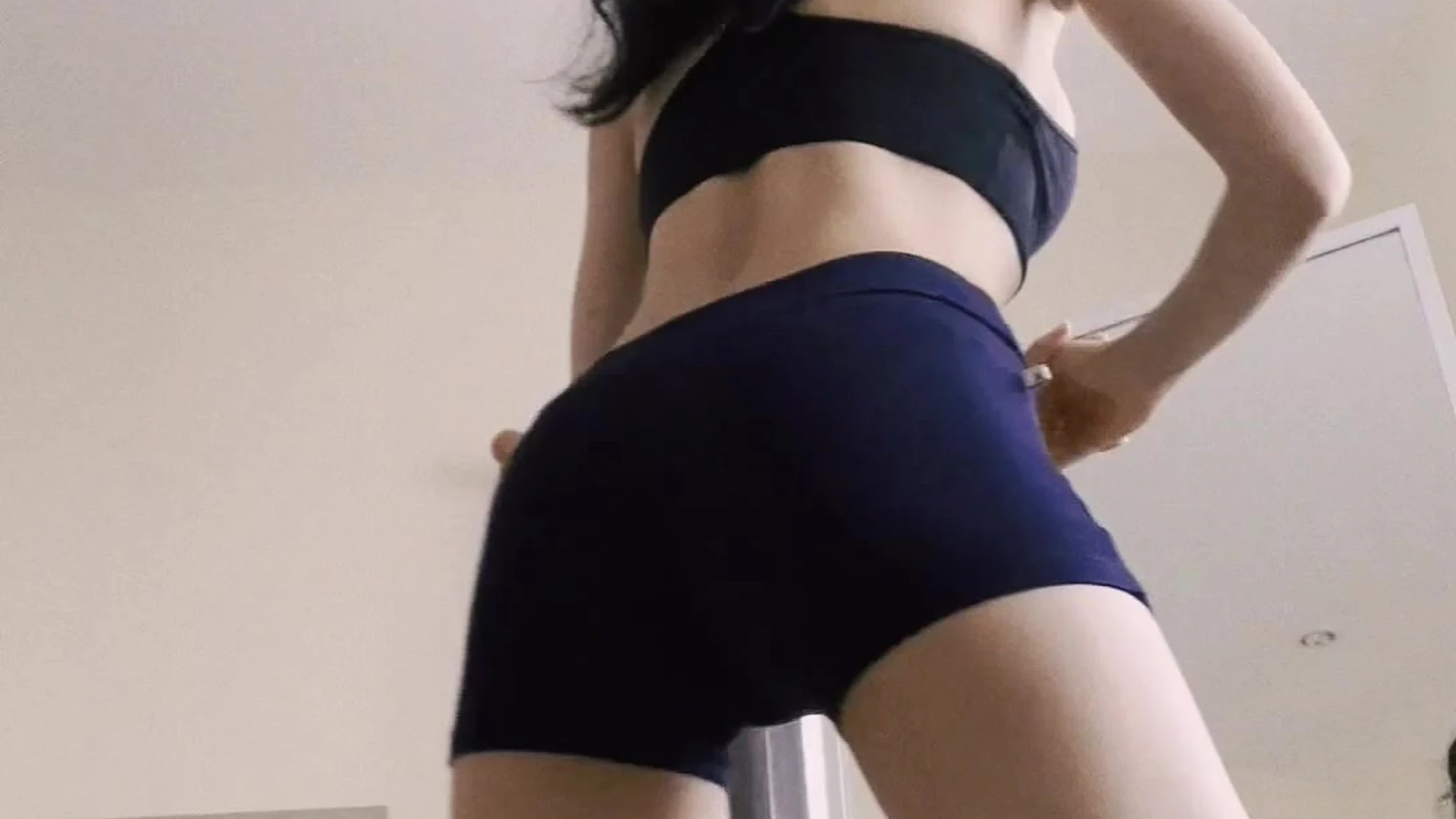 Ploytigerstam teasing her booty in gym clothes