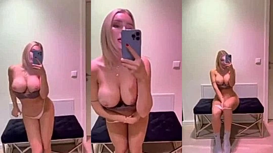 Alexisshv playing with her naked tits in the mirror