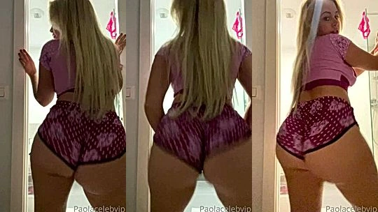 Paola skye shaking her big booty in her red lingerie
