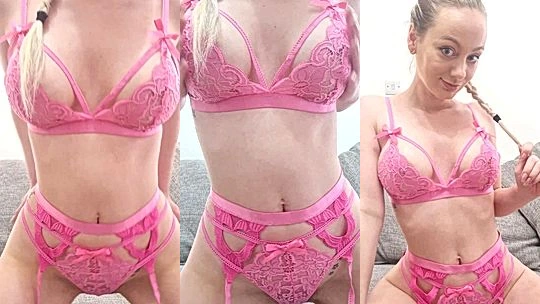 Chloxxhill showing off her sexy pink lingerie
