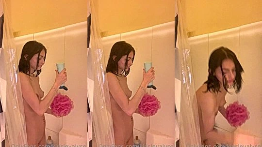 hot slut Kinsley Wyatt showing off her wet naked body in the shower