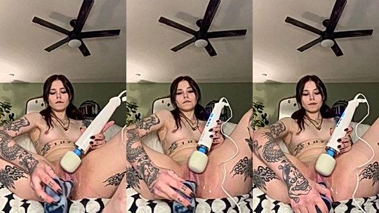 Nonsalemwitch hitachi vibrator masturbation in bed