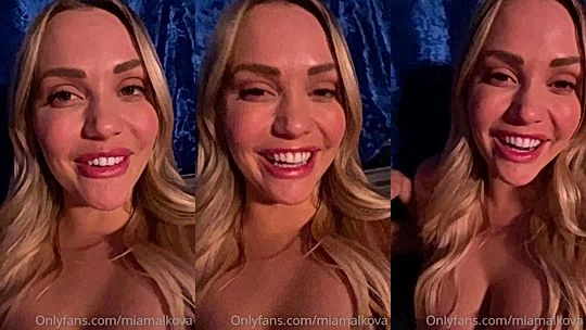 Mia Malkova two hot chicks teasing big tits livestream