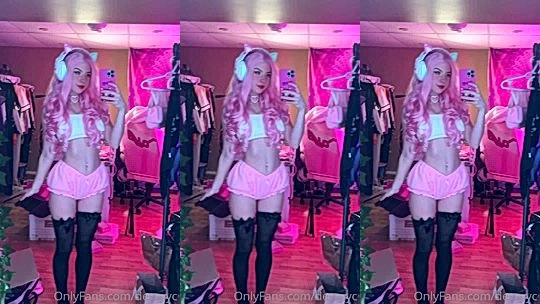 Dessyyc teasing her sexy cosplay in the mirror