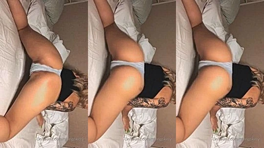Mvngokitty twerking her big ass in panties