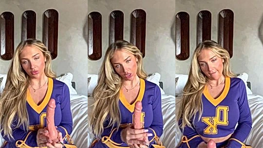Blairbbyxo jerking off a dildo wearing cheerleader outfit