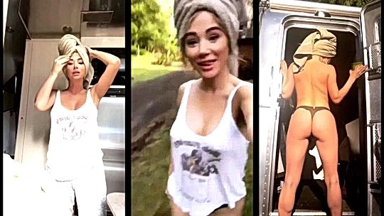 Sara Underwood teasing her hot naked body on the hiking trail