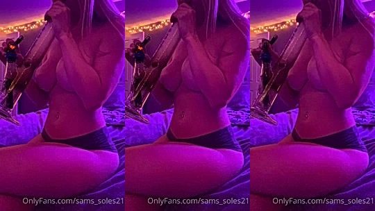 Sams soles21 teasing her naked big tits in purple room