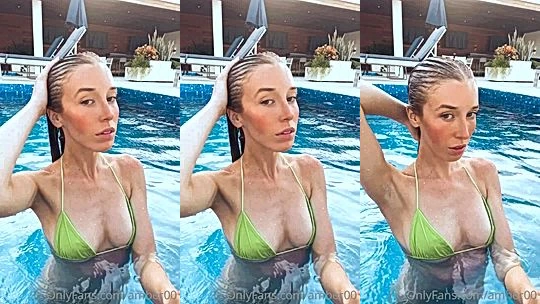 Goddess_amber20 teasing her wet perky tits in the pool