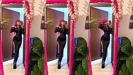 Merisiel Irum teasing her hot body in the mirror