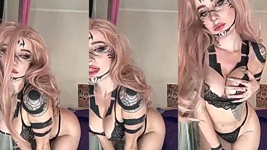 Merisiel Irum showing off her sexy back lingerie