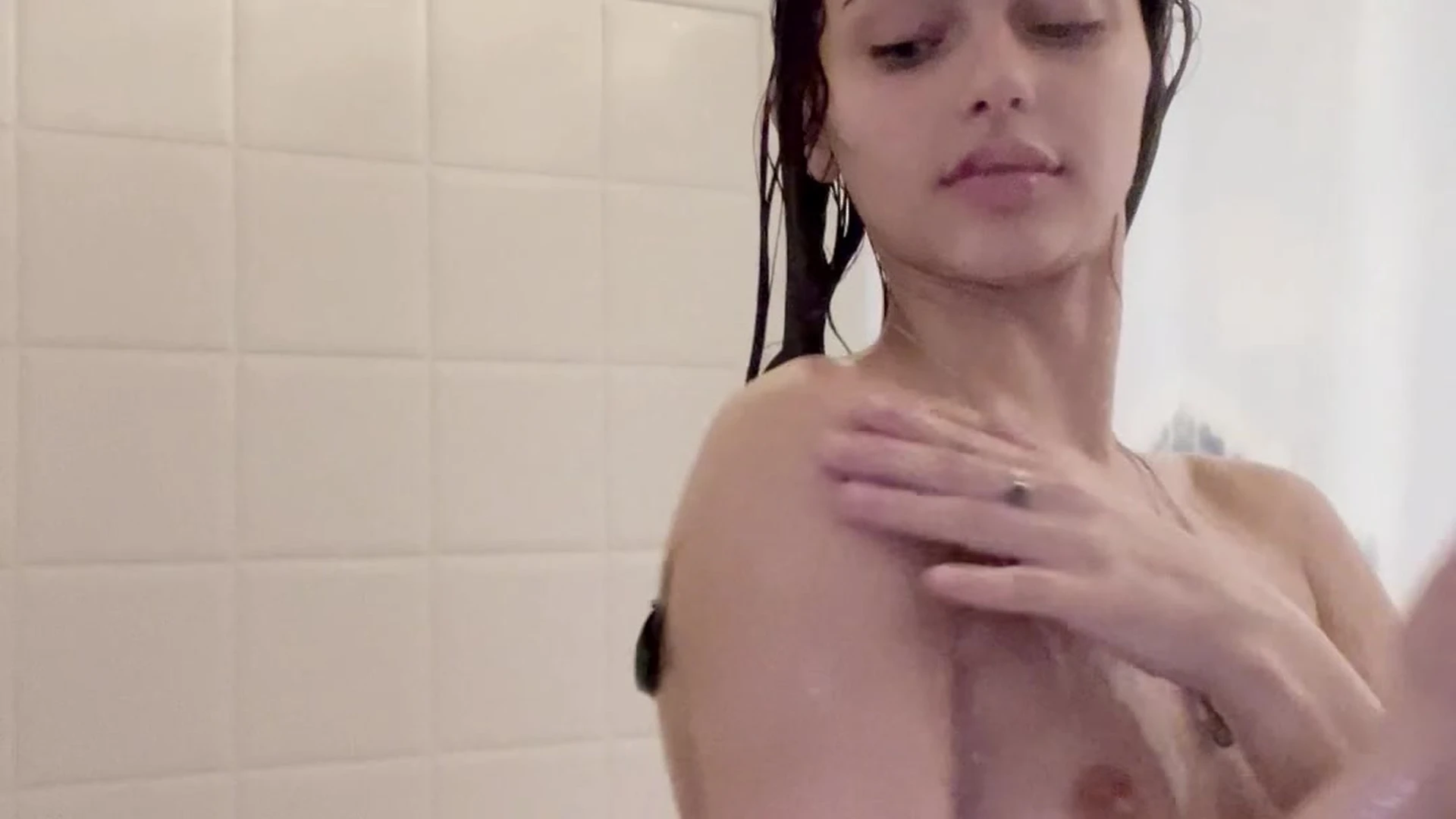 Kinsley Wyatt teasing her wet naked body in the shower