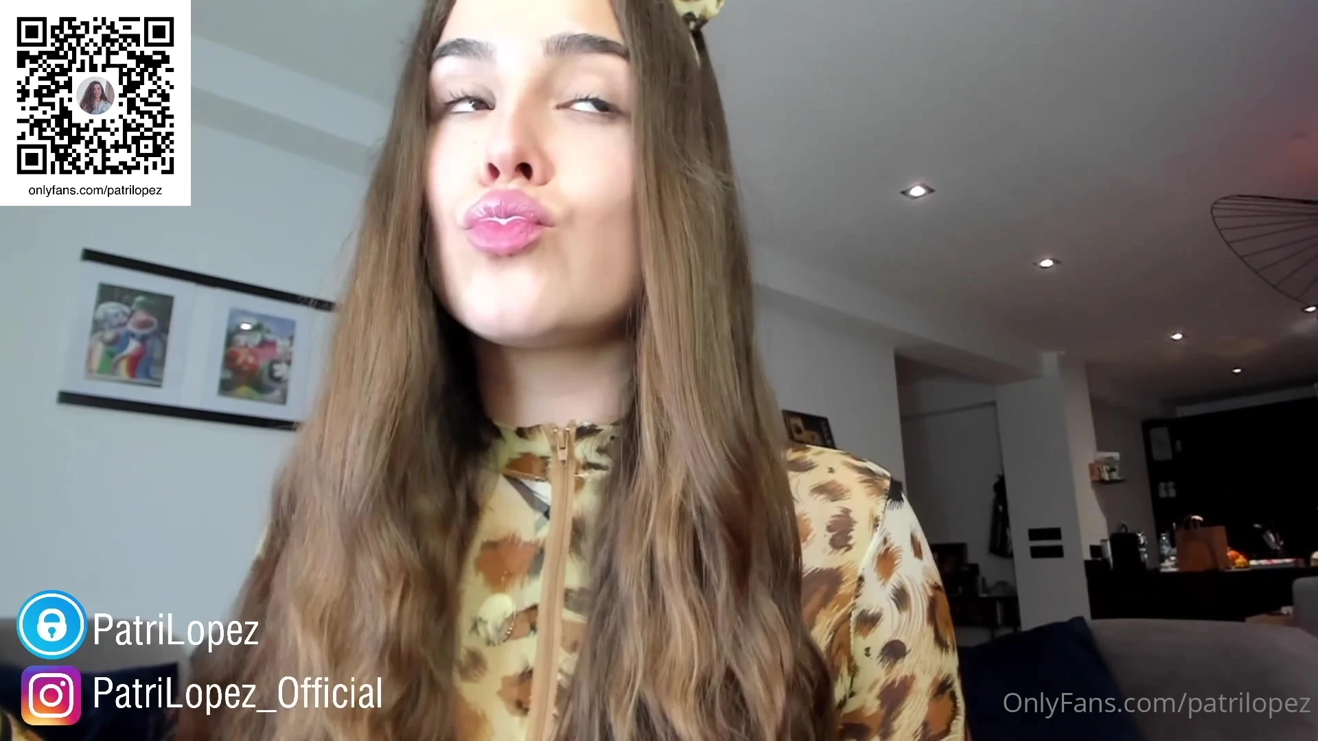 Patricia Lopez teasing in her sexy body in leopard bodysuit