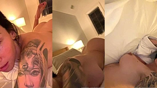 Kayla Lauren teasing her naked booty in the hotel room
