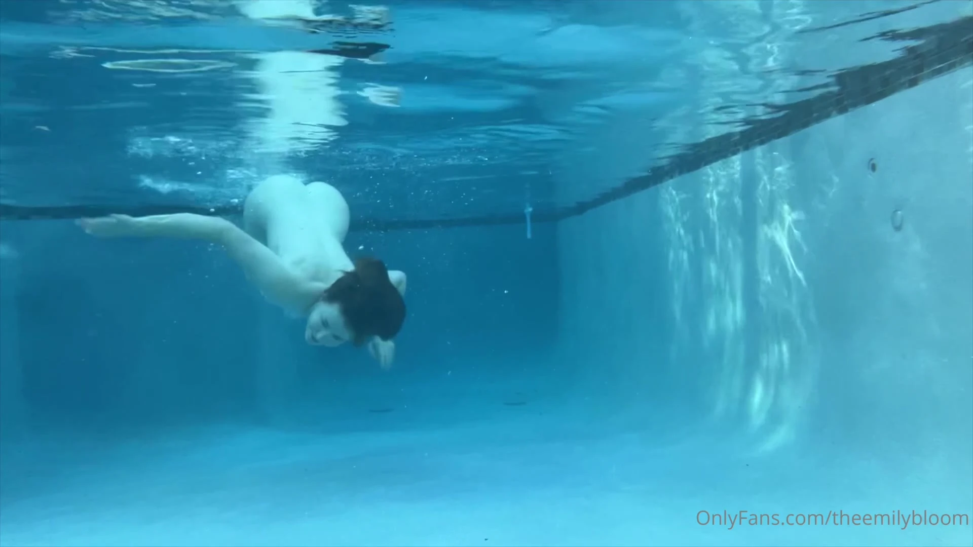 Emily Bloom naked diving in the pool