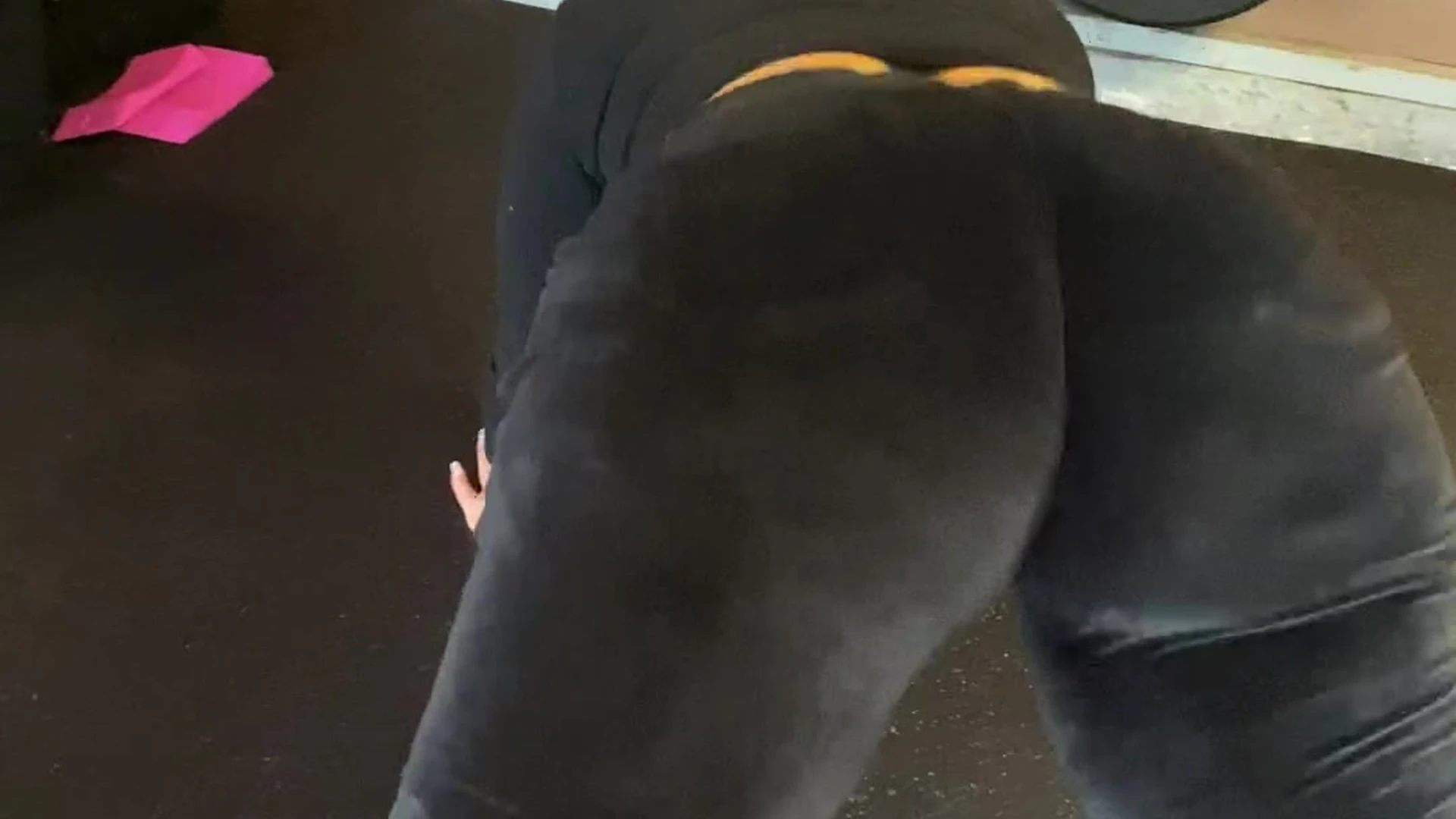 Haleigh Cox teasing her fit booty while doing yoga