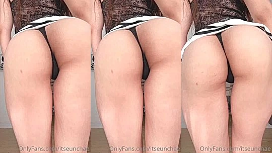 Itseunchae teasing her big booty close-up
